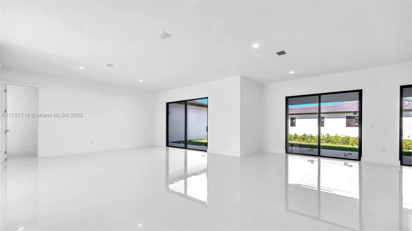 GRIFFING SILVER PALM SUB - Residential