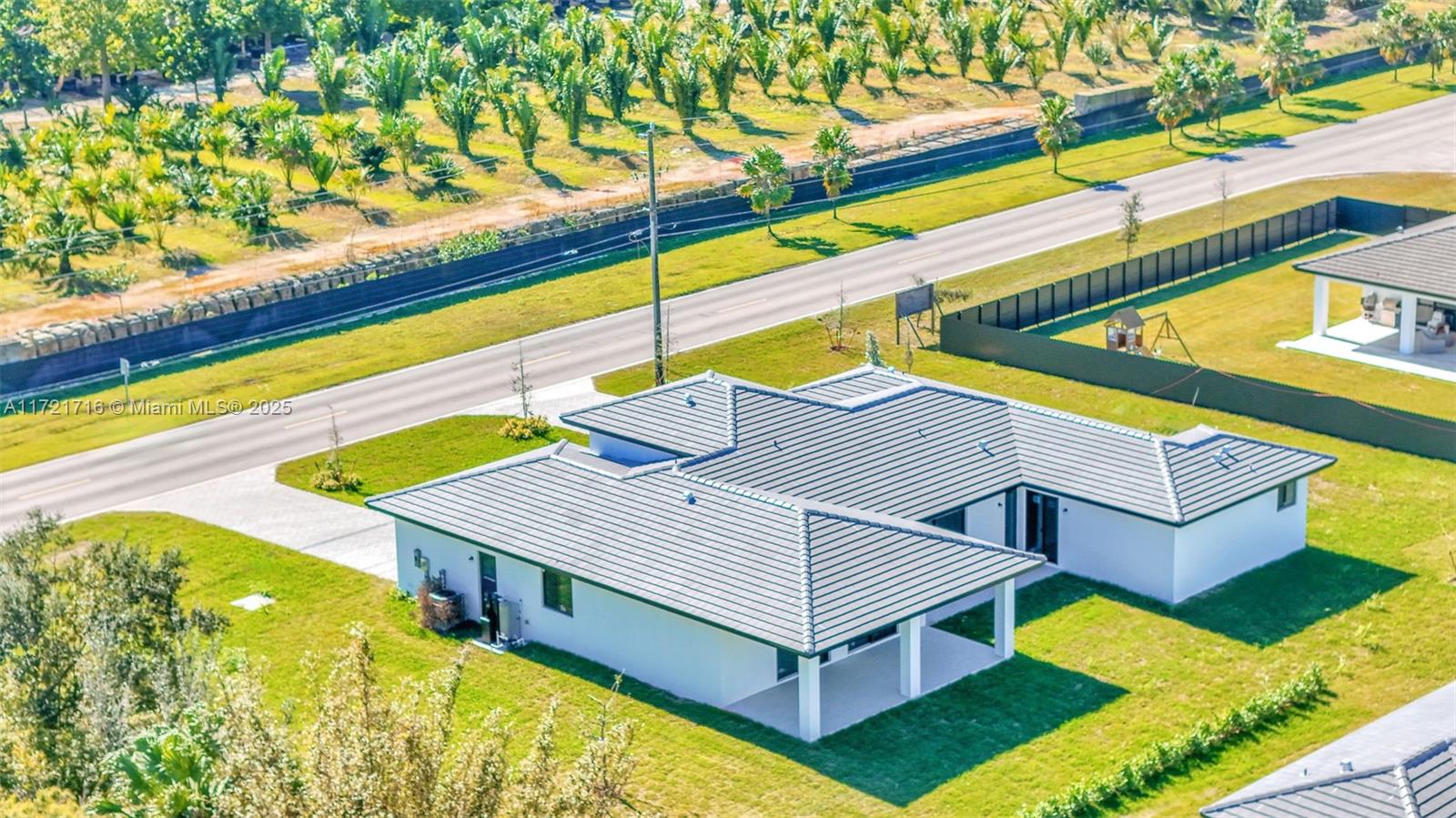 Property for Sale at 15455 Sw 232 St, Miami, Broward County, Florida - Bedrooms: 5 
Bathrooms: 4  - $1,080,000
