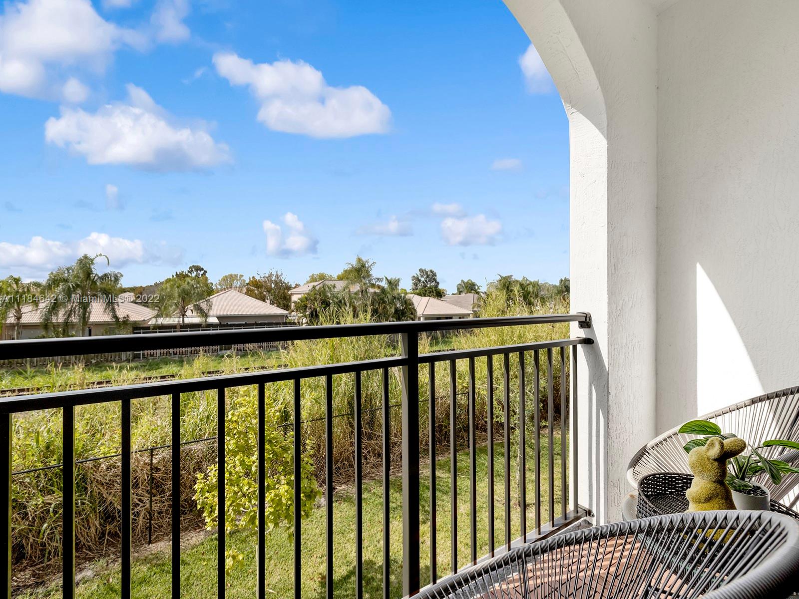 CENTURY PARK SOUTH CONDO - Residential