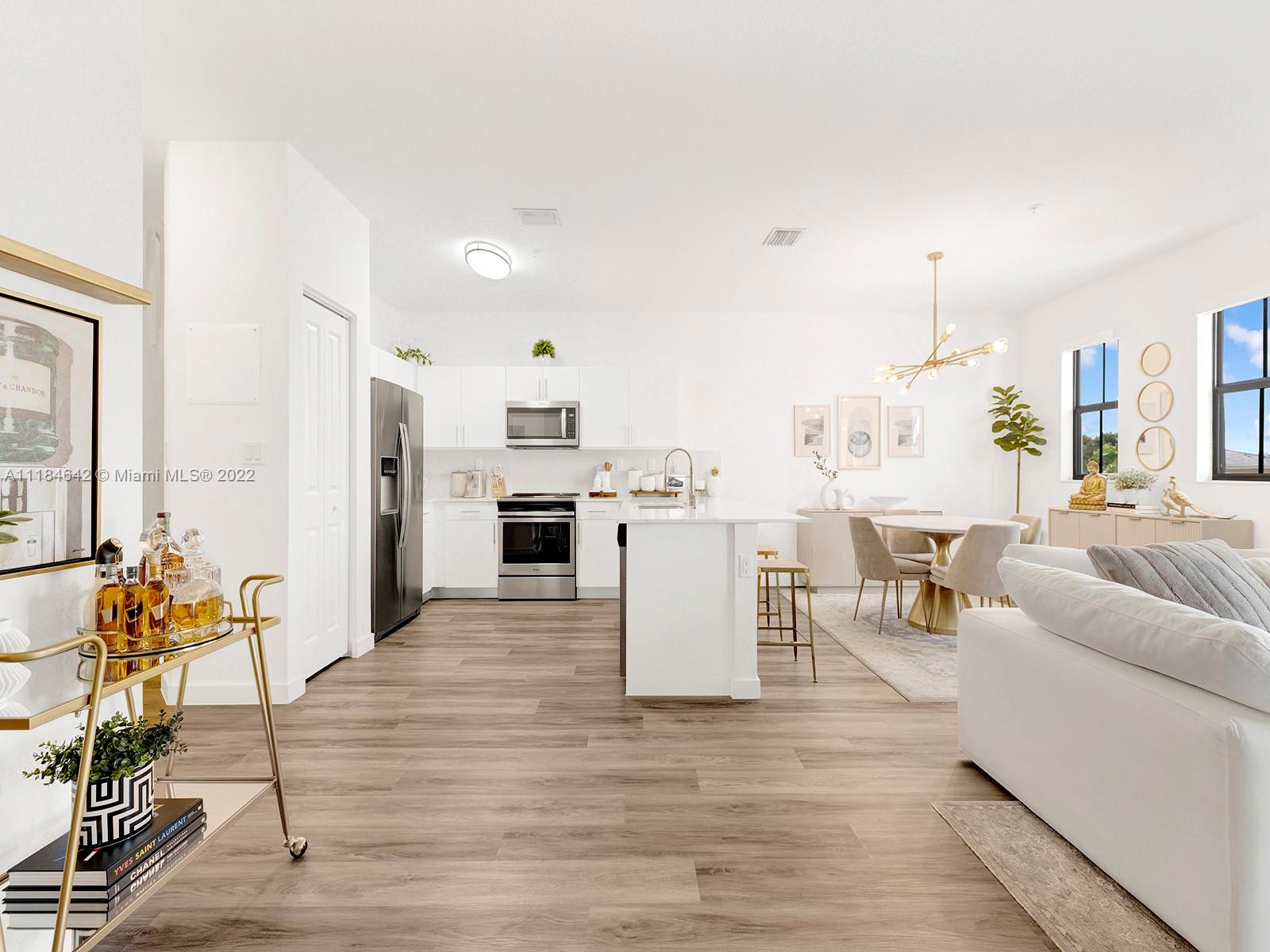 CENTURY PARK SOUTH CONDO - Residential