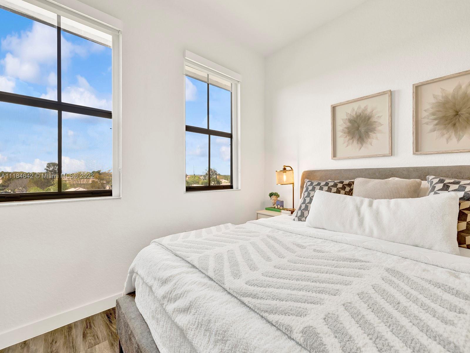 CENTURY PARK SOUTH CONDO - Residential