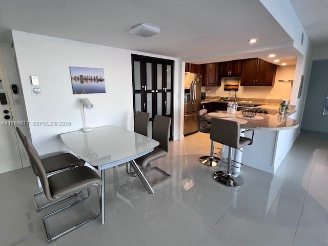 REEF SOUTH CONDO - Residential Lease