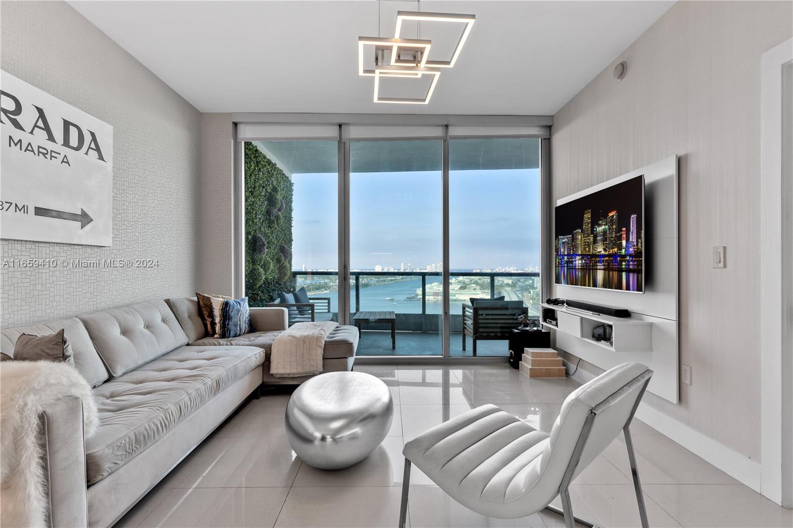 900 BISCAYNE BAY CONDO - Residential Lease