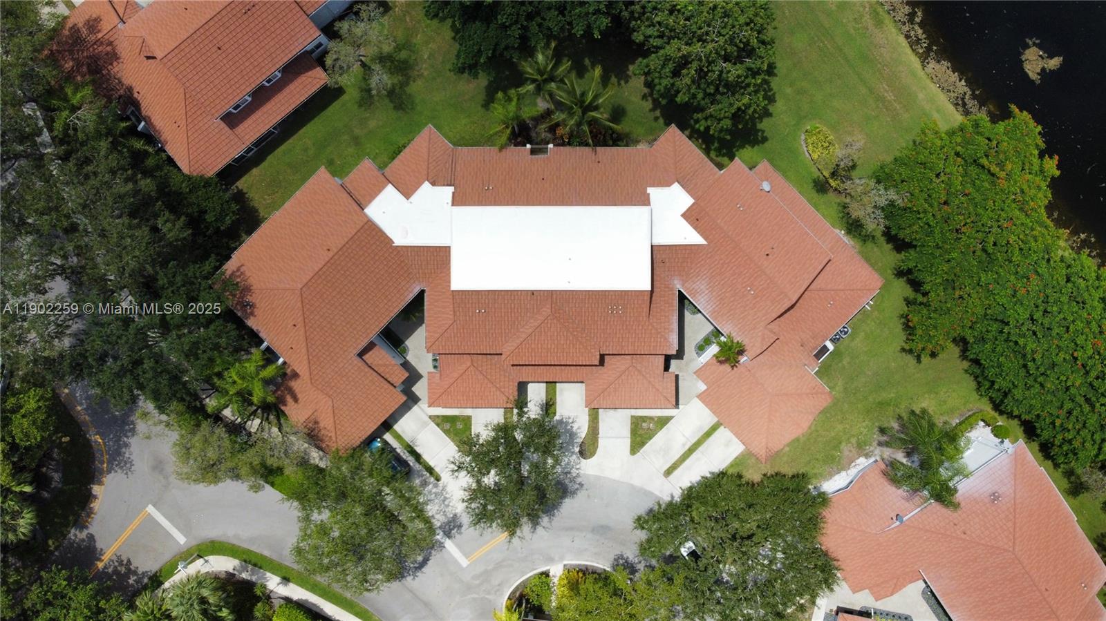 PARC COURT CONDO - Residential Lease