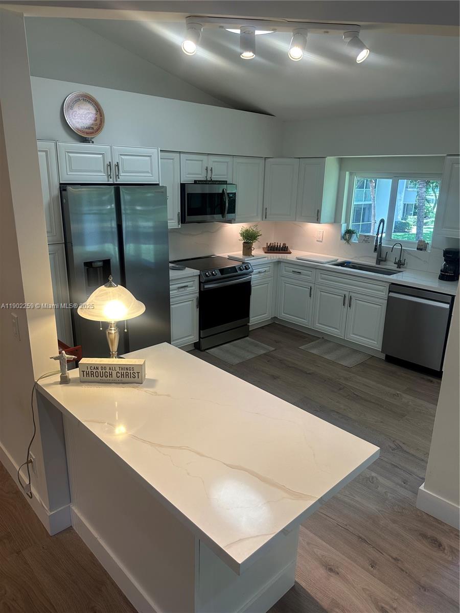 PARC COURT CONDO - Residential Lease