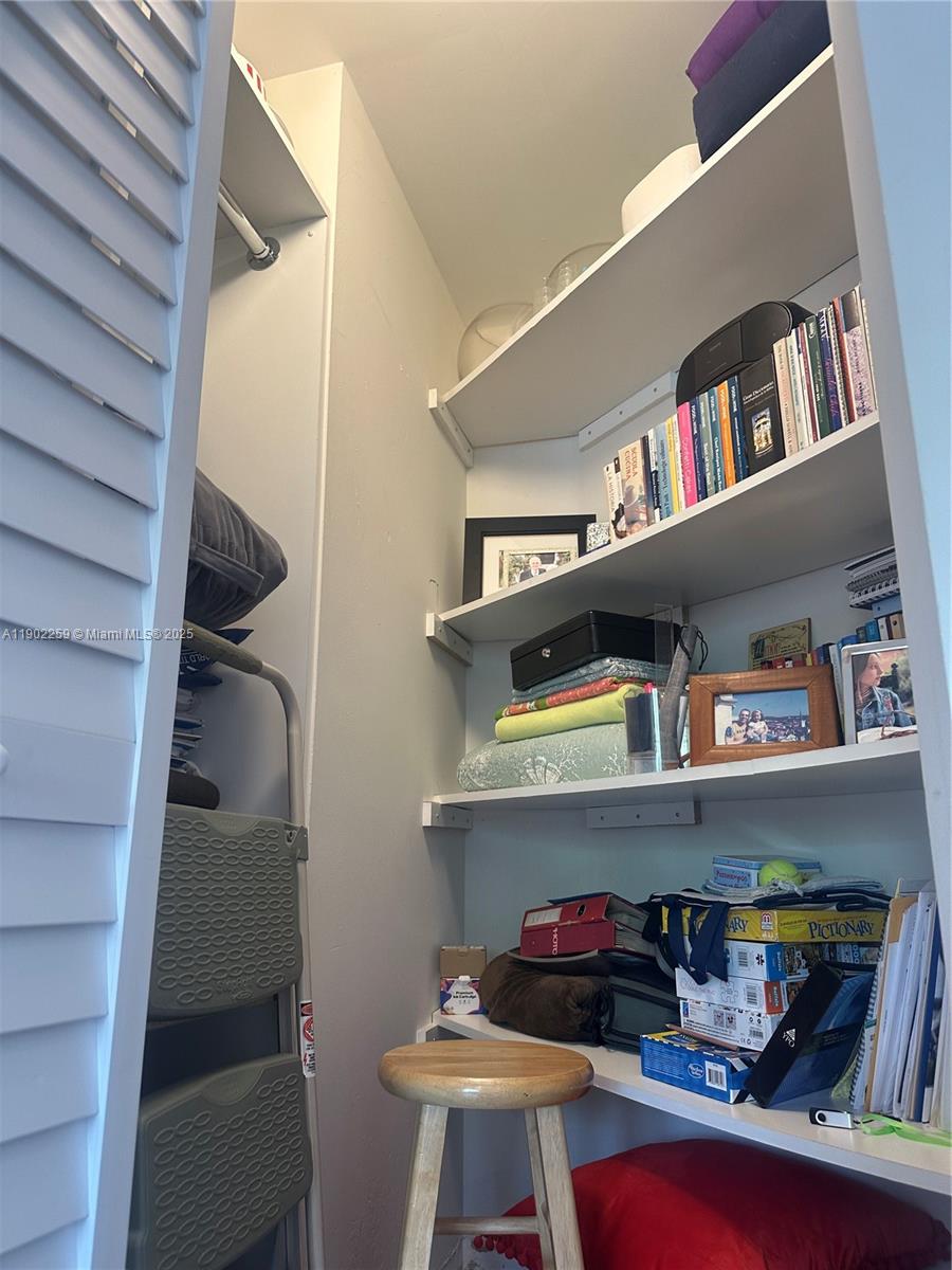 PARC COURT CONDO - Residential Lease