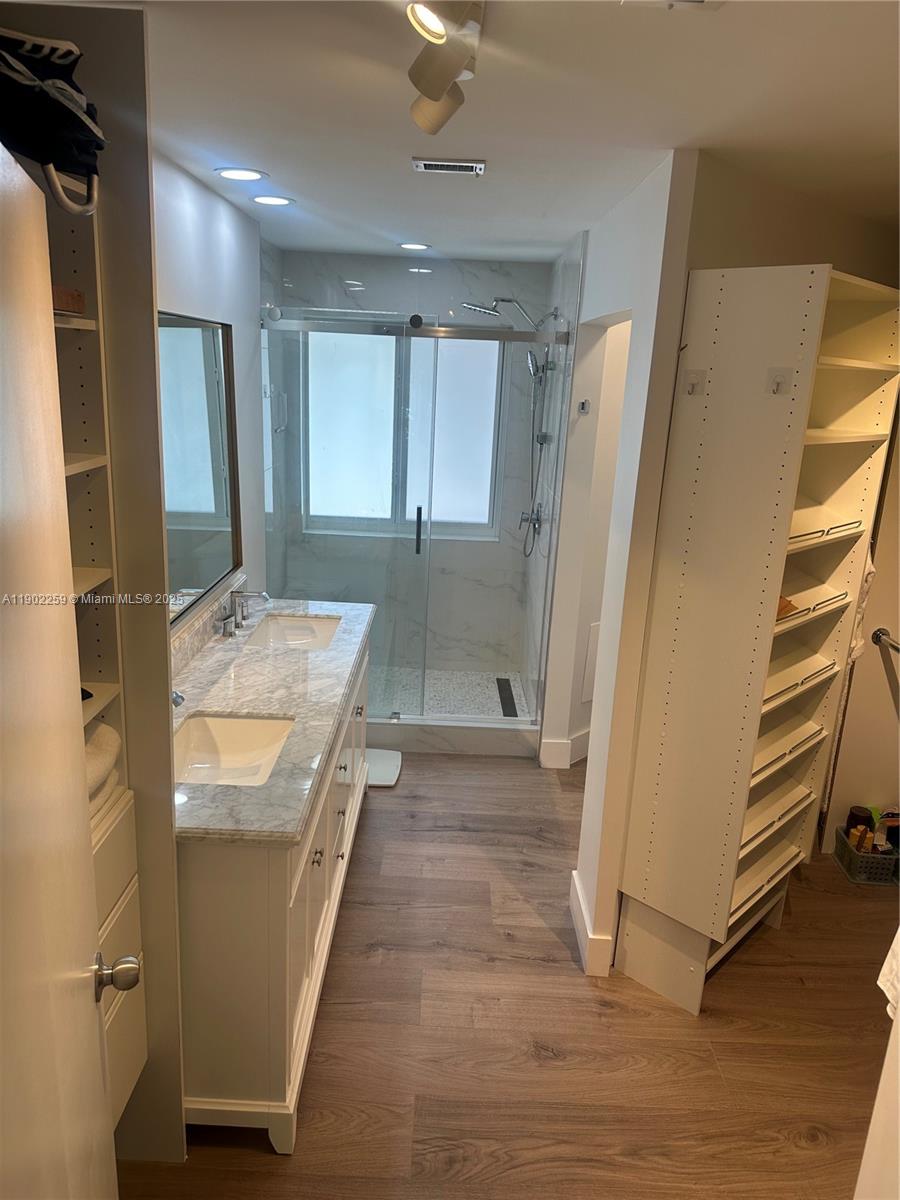 PARC COURT CONDO - Residential Lease