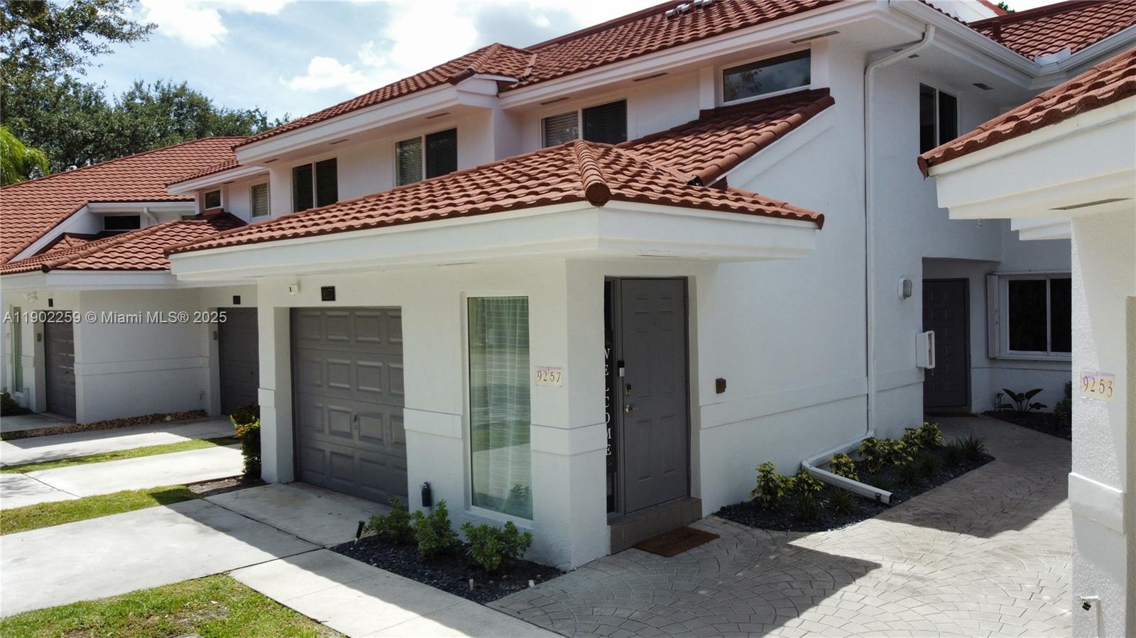 PARC COURT CONDO - Residential Lease