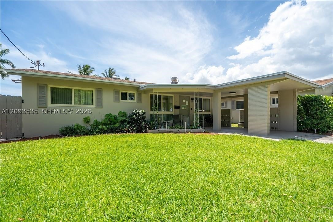 1405 NW 10th St