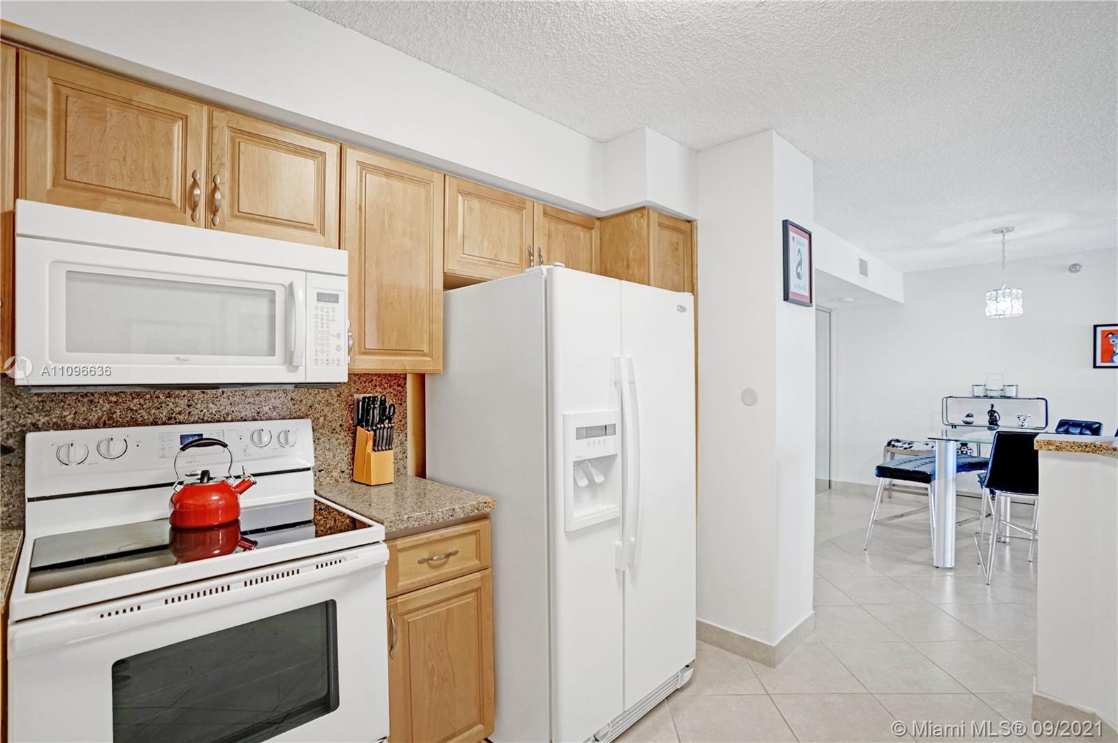 MYSTIC POINTE TOWER 600 C - Residential