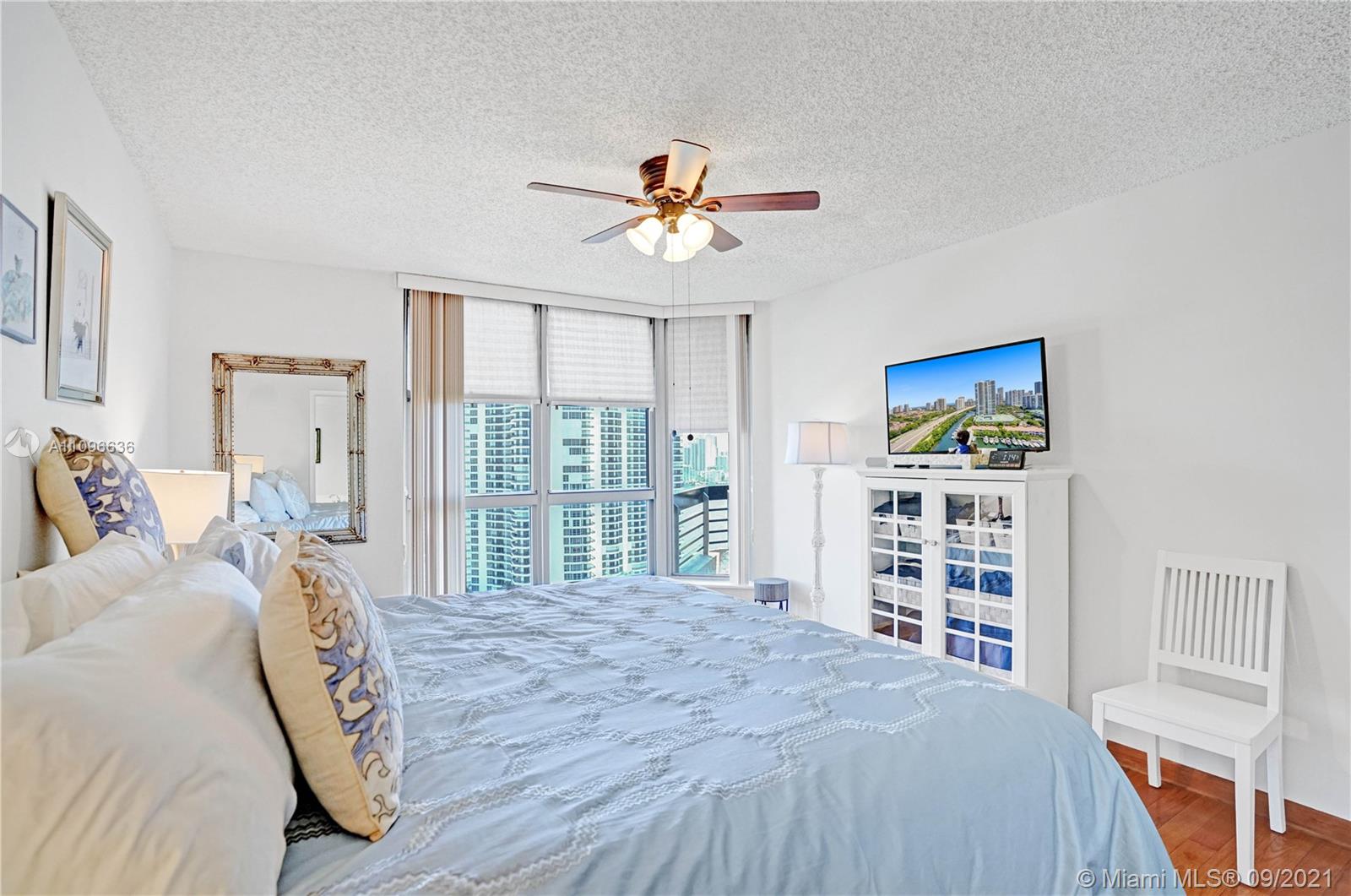 MYSTIC POINTE TOWER 600 C - Residential