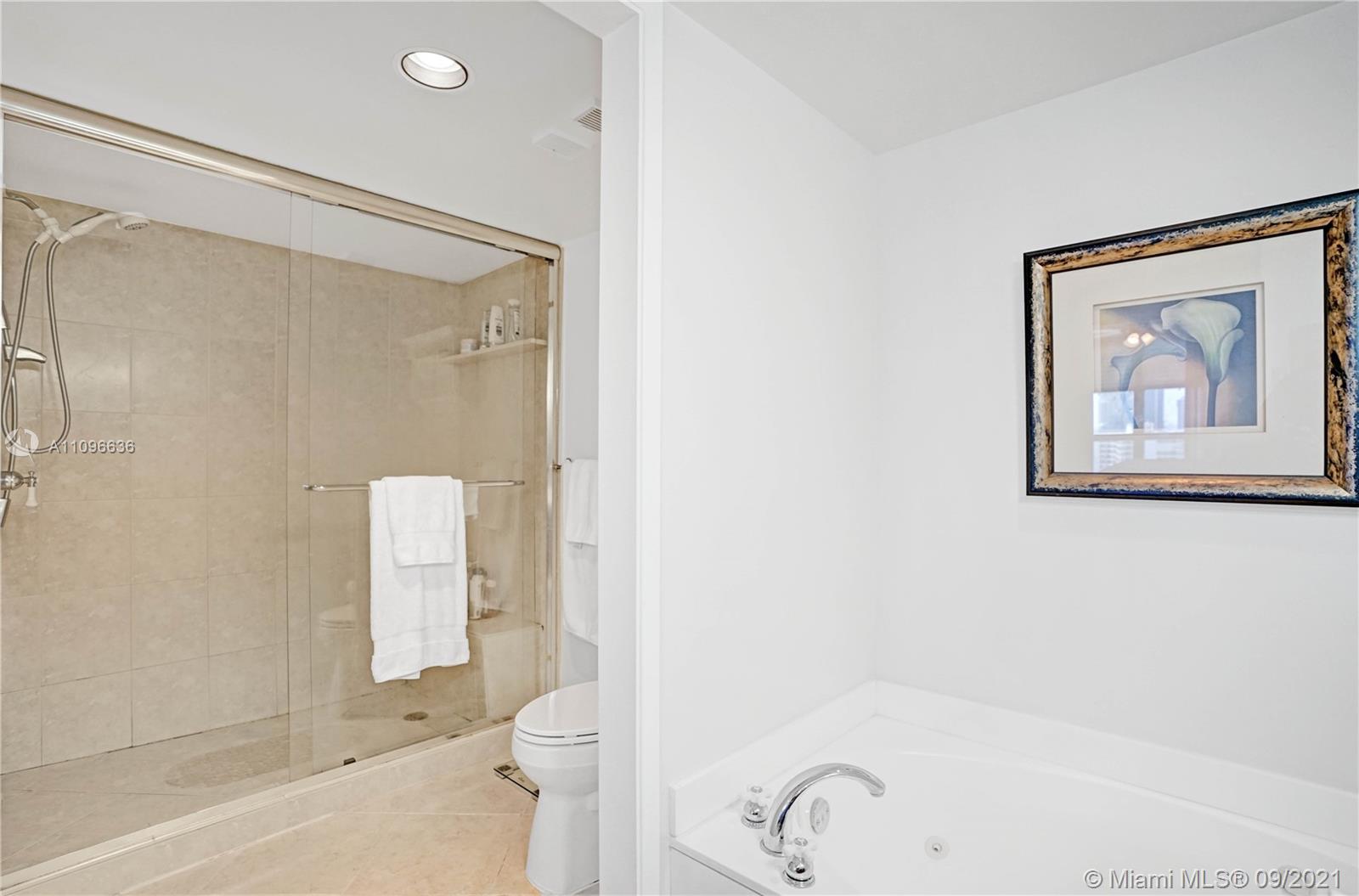 MYSTIC POINTE TOWER 600 C - Residential