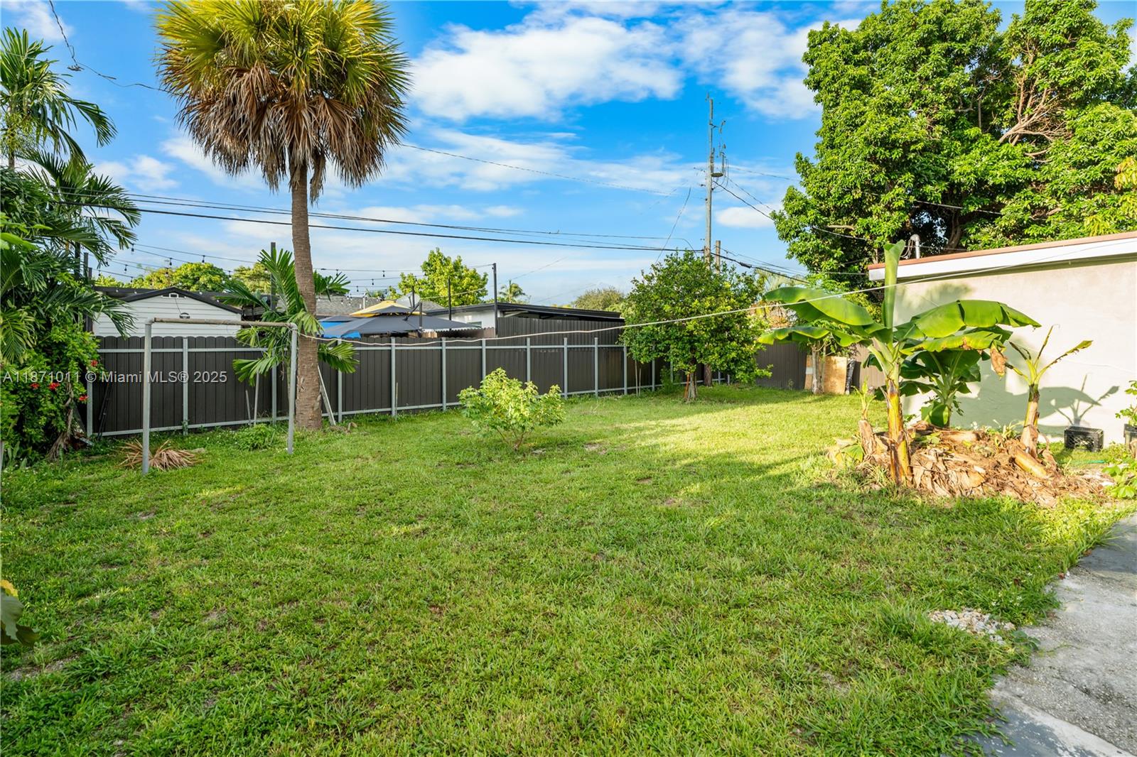 SHORES ESTATES - Residential