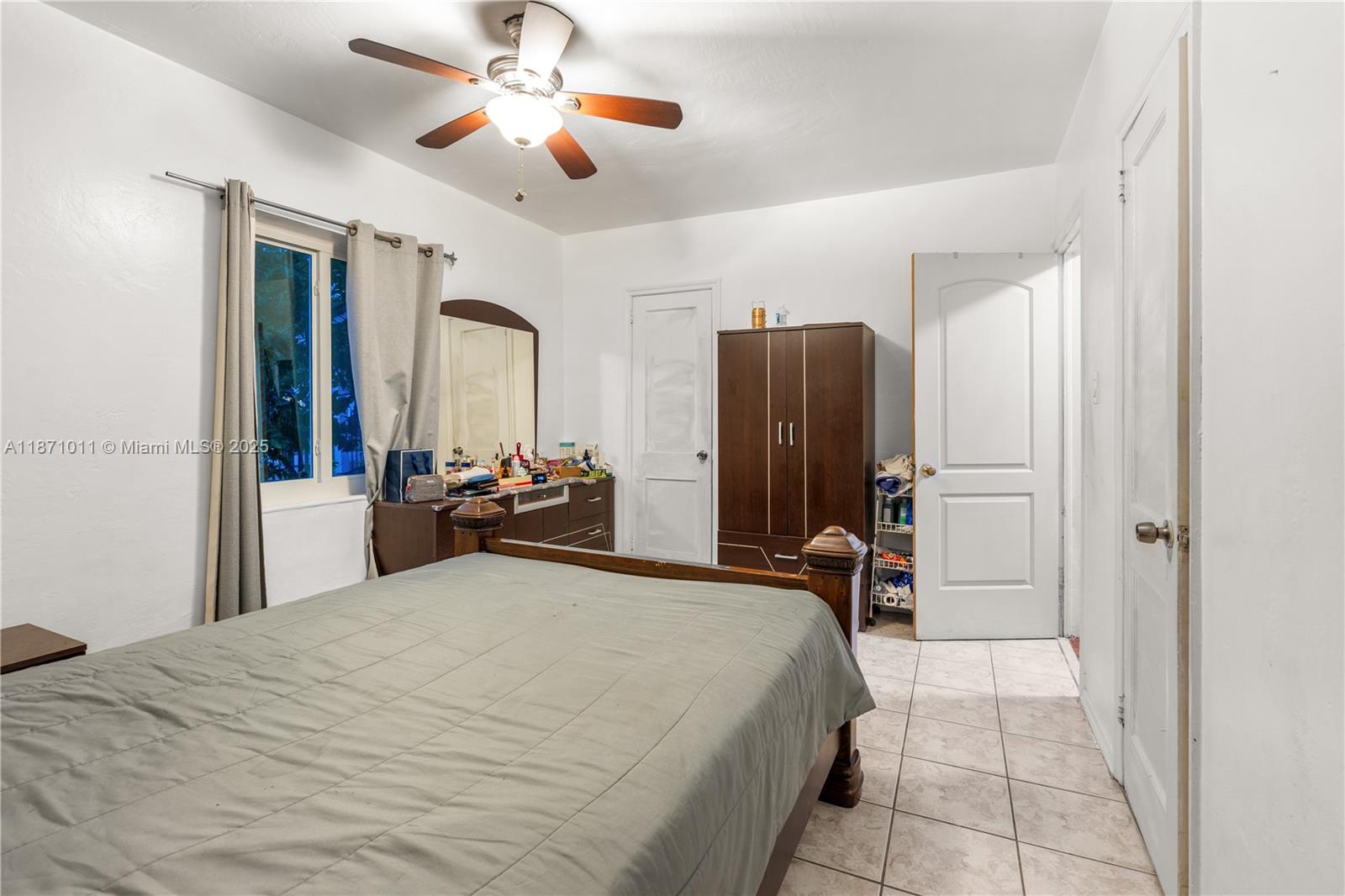 SHORES ESTATES - Residential