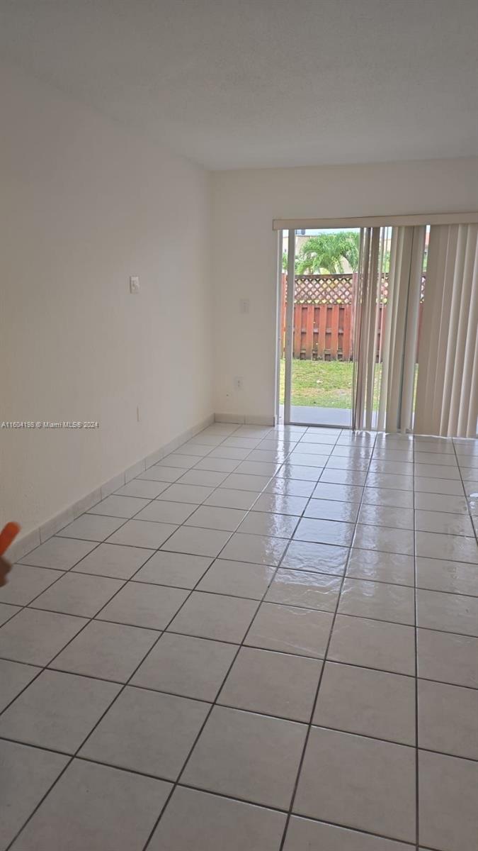 DORAL GARDENS II CONDO - Residential Lease
