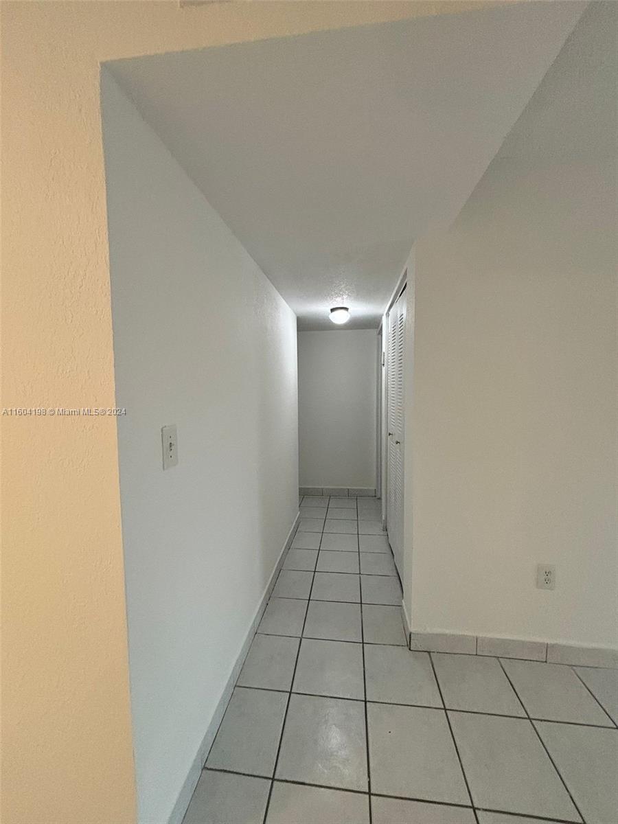 DORAL GARDENS II CONDO - Residential Lease