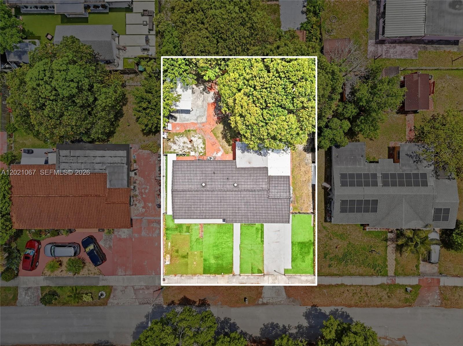 MIAMI GARDENS MANOR SEC 3 - Residential