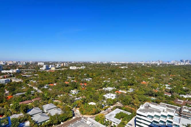 GROVENOR HOUSE CONDO - Residential