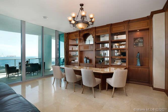 GROVENOR HOUSE CONDO - Residential