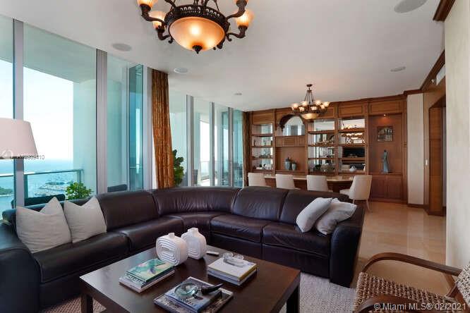 GROVENOR HOUSE CONDO - Residential