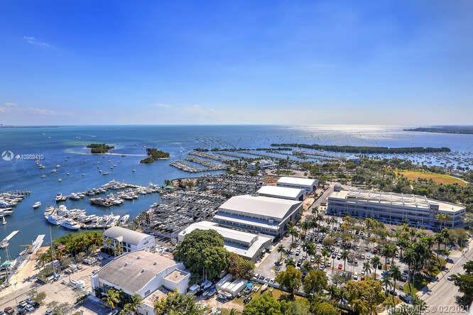 GROVENOR HOUSE CONDO - Residential