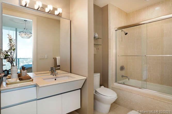 GROVENOR HOUSE CONDO - Residential