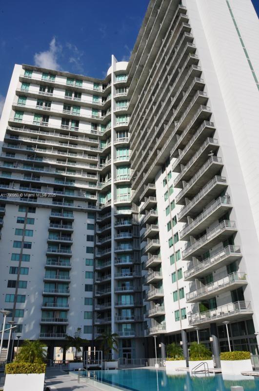 Property for Sale at 690 Sw 1st Ct 2109, Miami, Broward County, Florida - Bedrooms: 2 
Bathrooms: 3  - $530,000