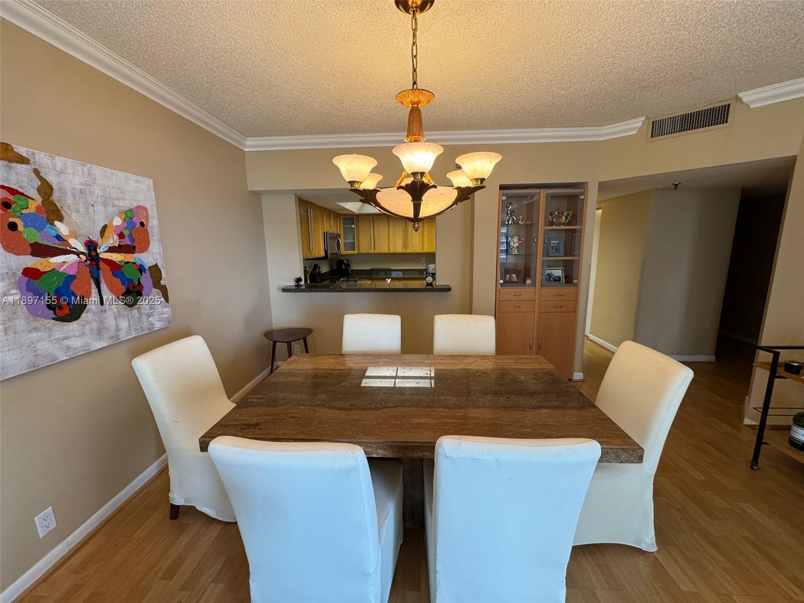 520 Brickell Key Dr A605