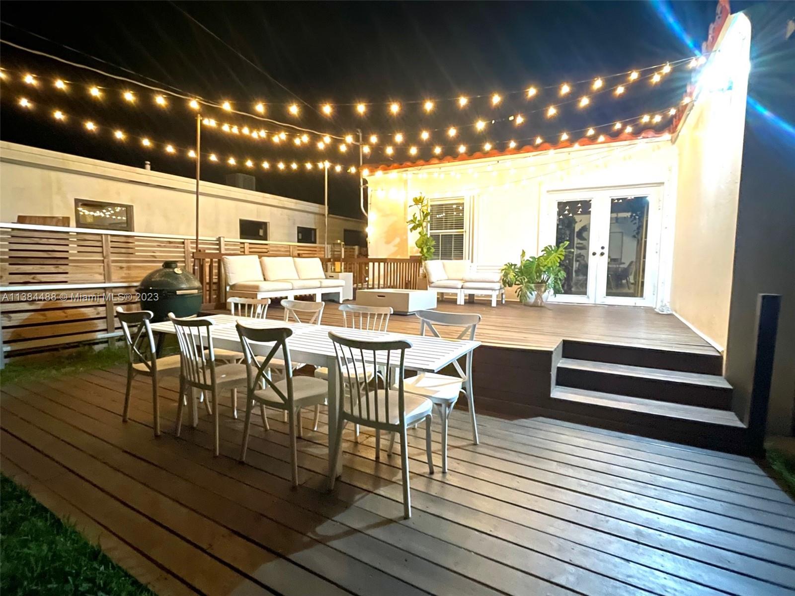 HOLLYWOOD - Residential