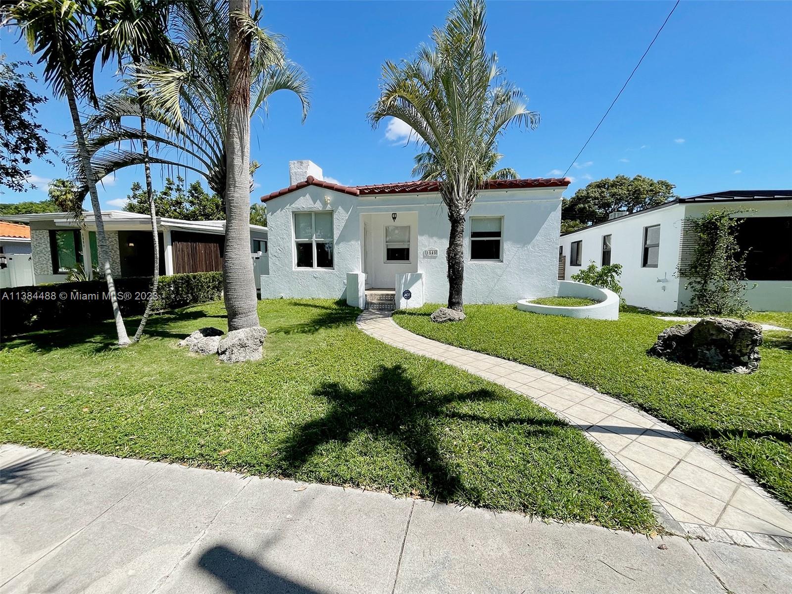HOLLYWOOD - Residential