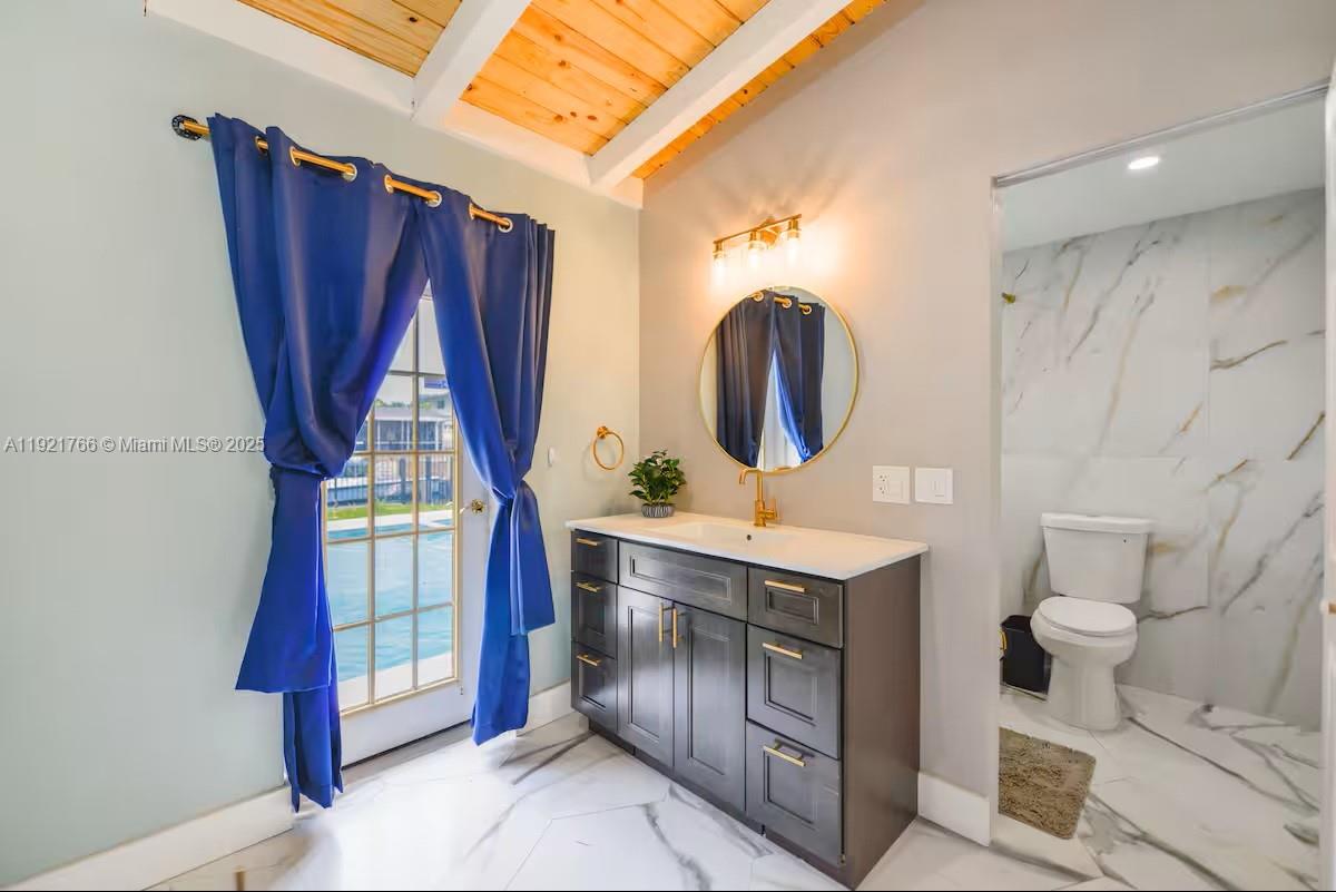 LAUDERDALE ISLES NO 2-BLK - Residential