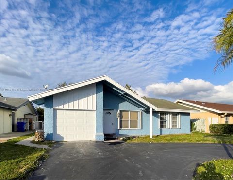 7429 SW 14th Ct North Lauderdale FL 33068