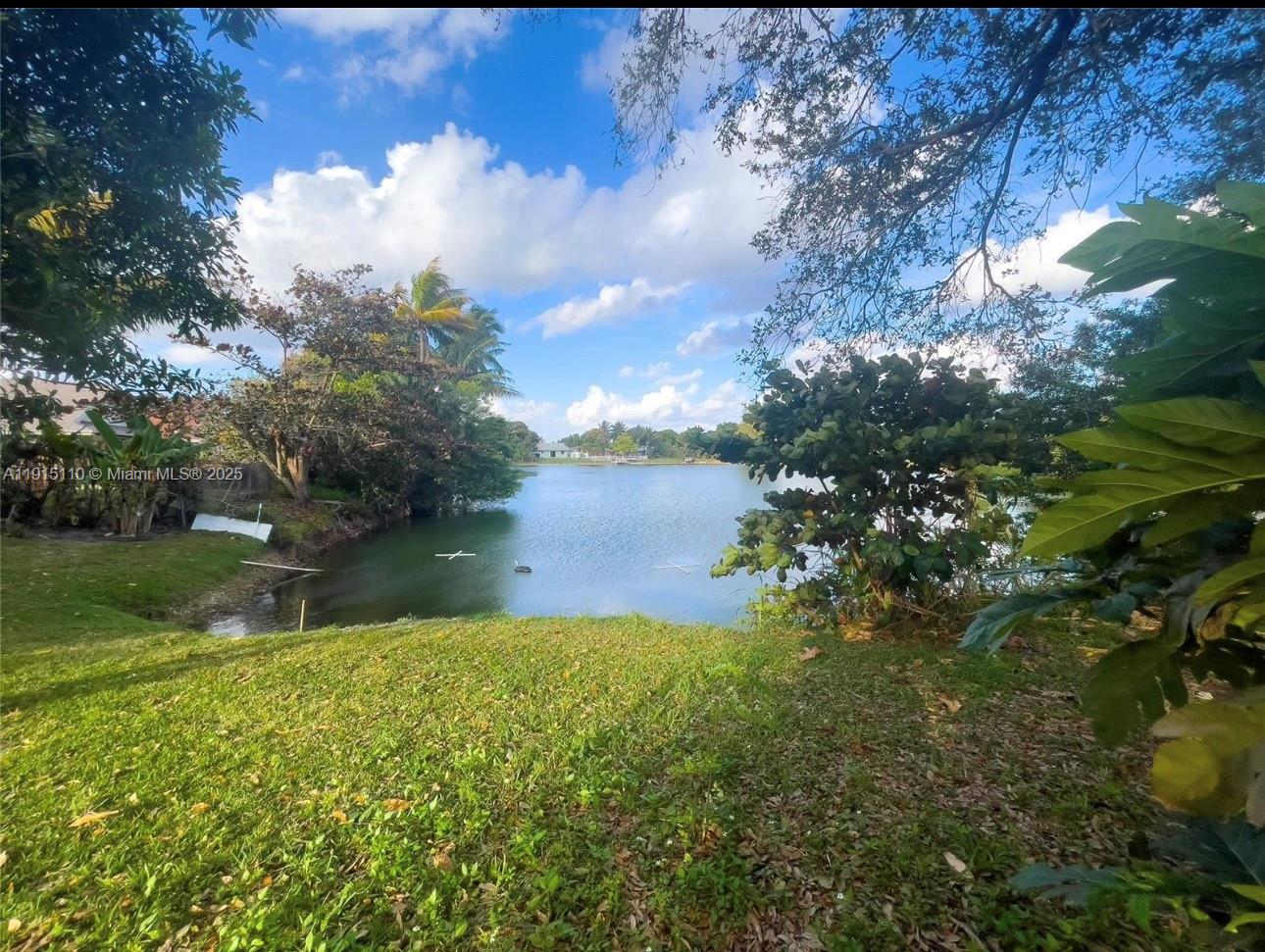 NORTH LAUDERDALE VILLAGE - Residential Lease