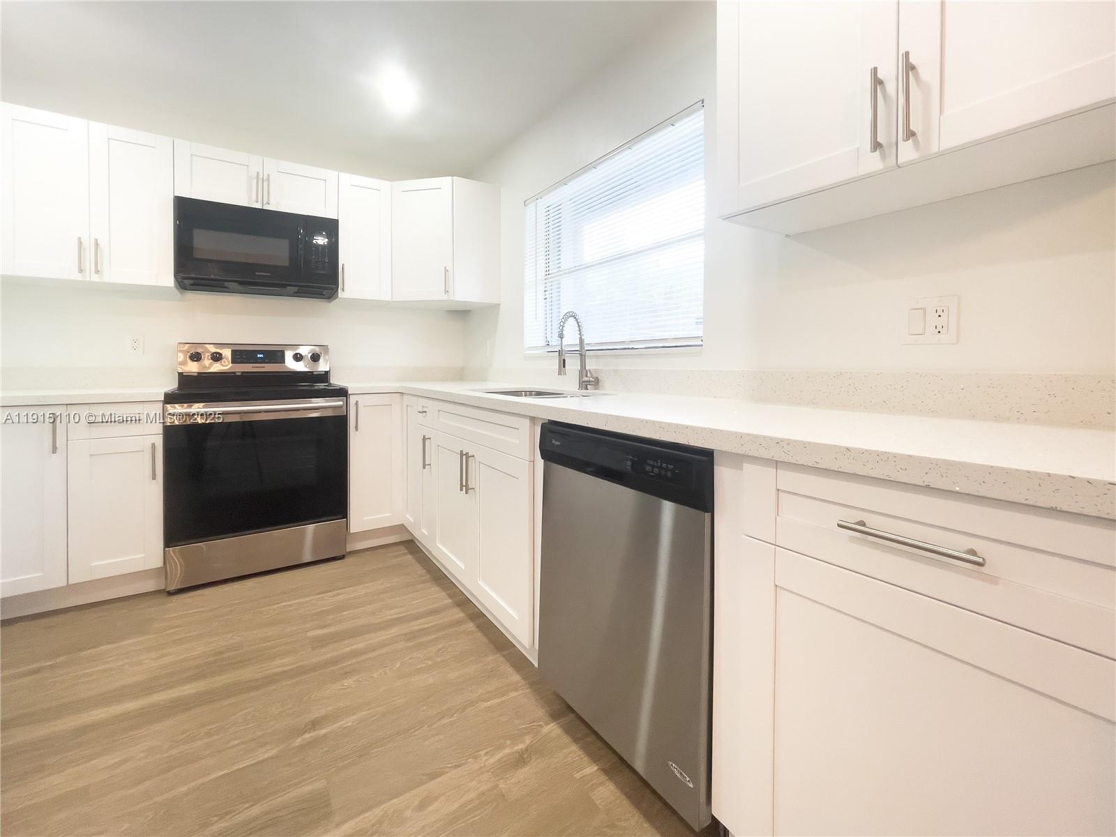 NORTH LAUDERDALE VILLAGE - Residential Lease