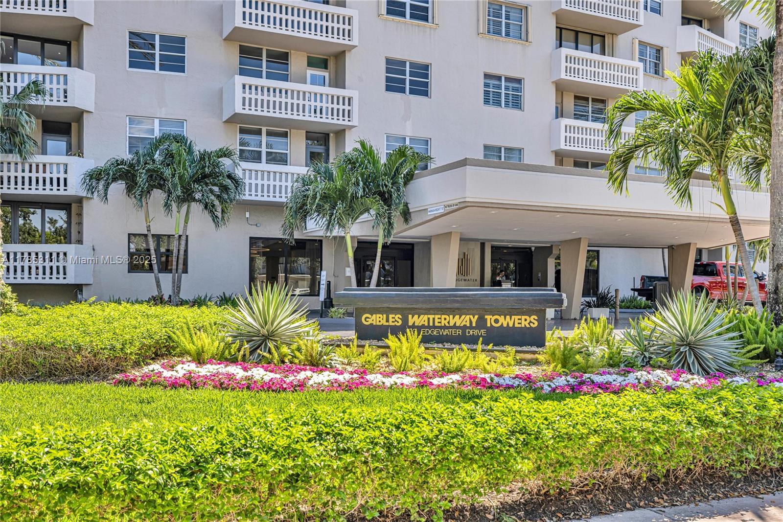GABLES WATERWAY TOWERS CO - Residential