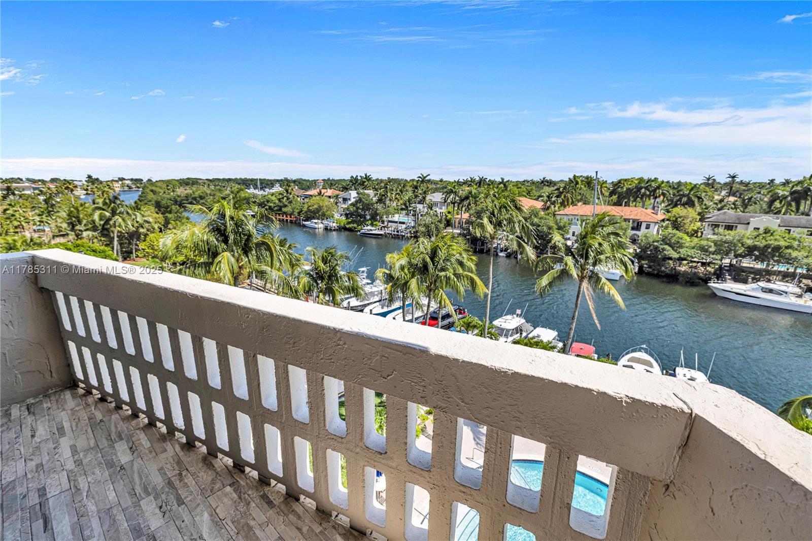 GABLES WATERWAY TOWERS CO - Residential