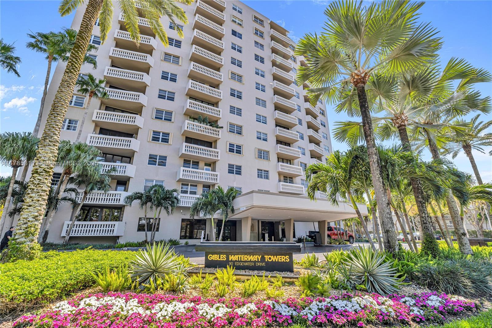 GABLES WATERWAY TOWERS CO - Residential