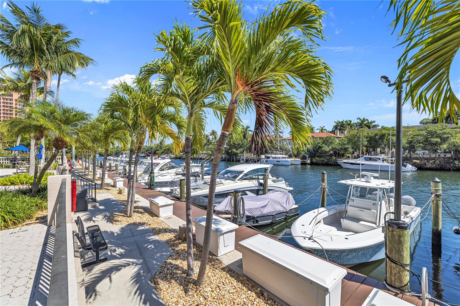 GABLES WATERWAY TOWERS CO - Residential