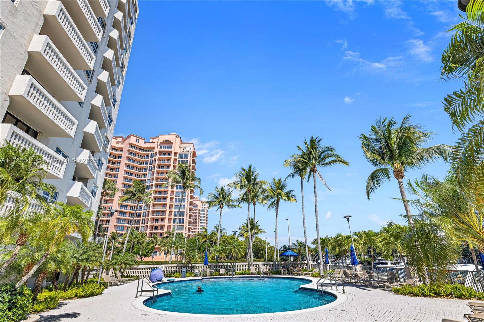GABLES WATERWAY TOWERS CO - Residential