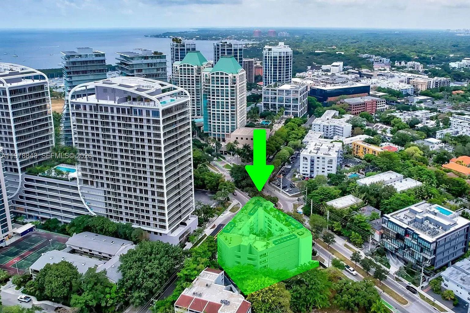 2699 Tigertail Ave 14