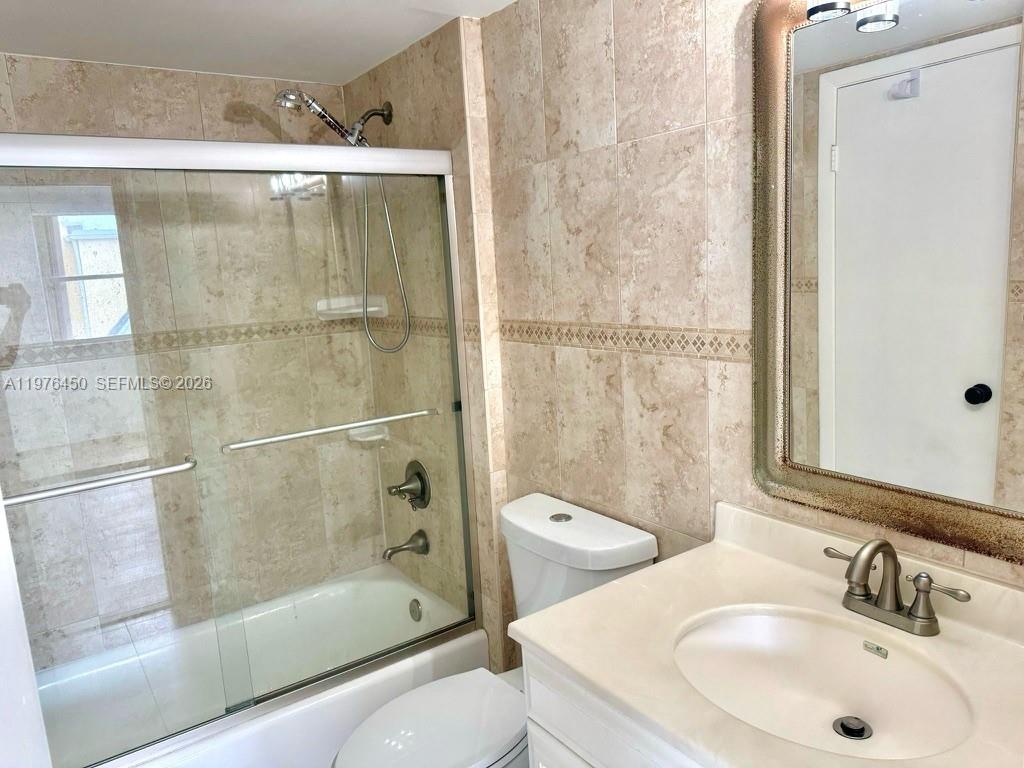 GABLES POINT III CONDO - Residential Lease