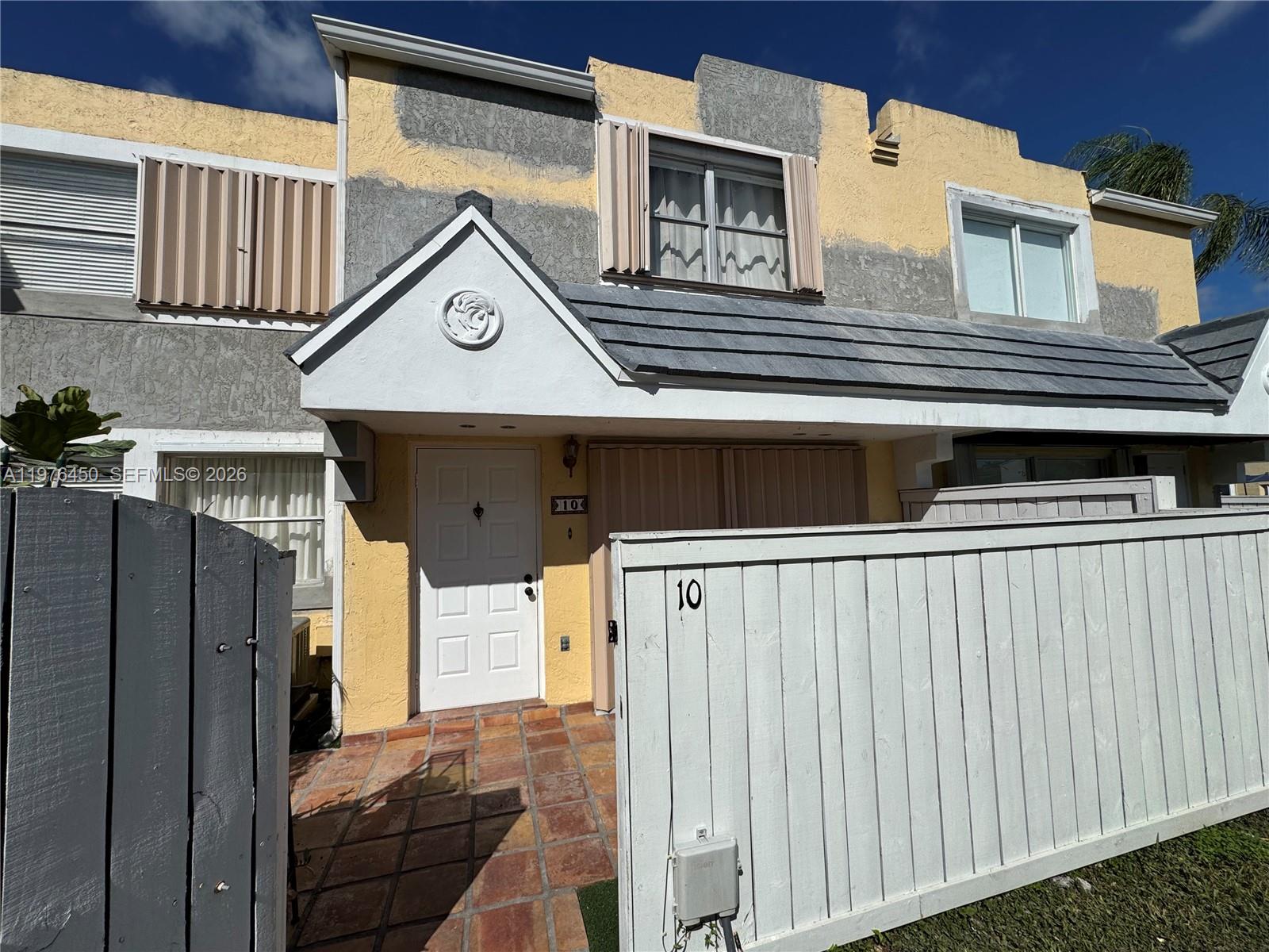 GABLES POINT III CONDO - Residential Lease