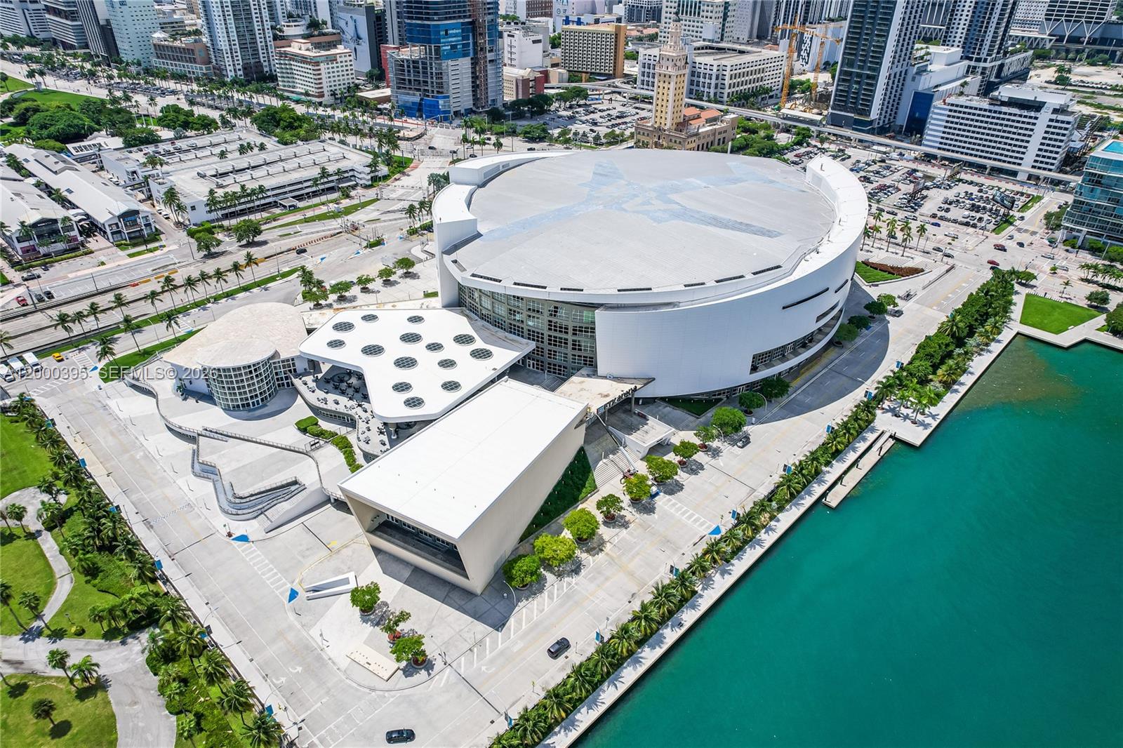 50 BISCAYNE CONDO - Residential