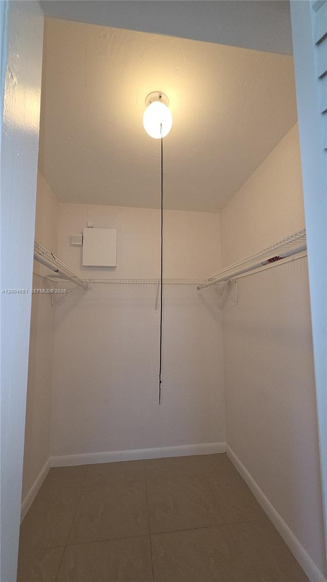 HIGHLAND MANOR SEC 2 - Residential Lease