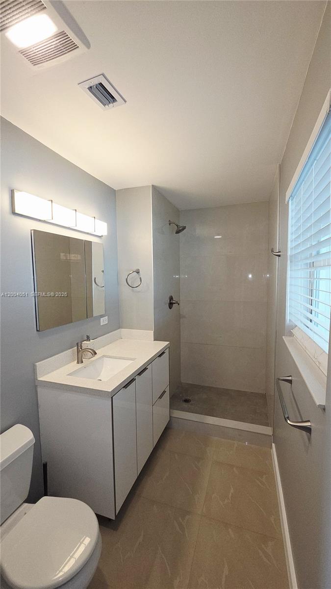 HIGHLAND MANOR SEC 2 - Residential Lease