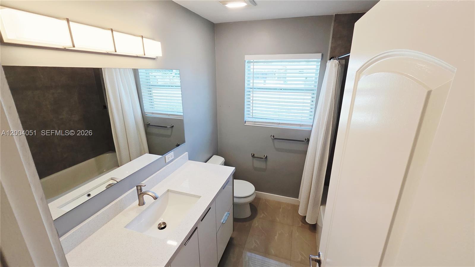 HIGHLAND MANOR SEC 2 - Residential Lease