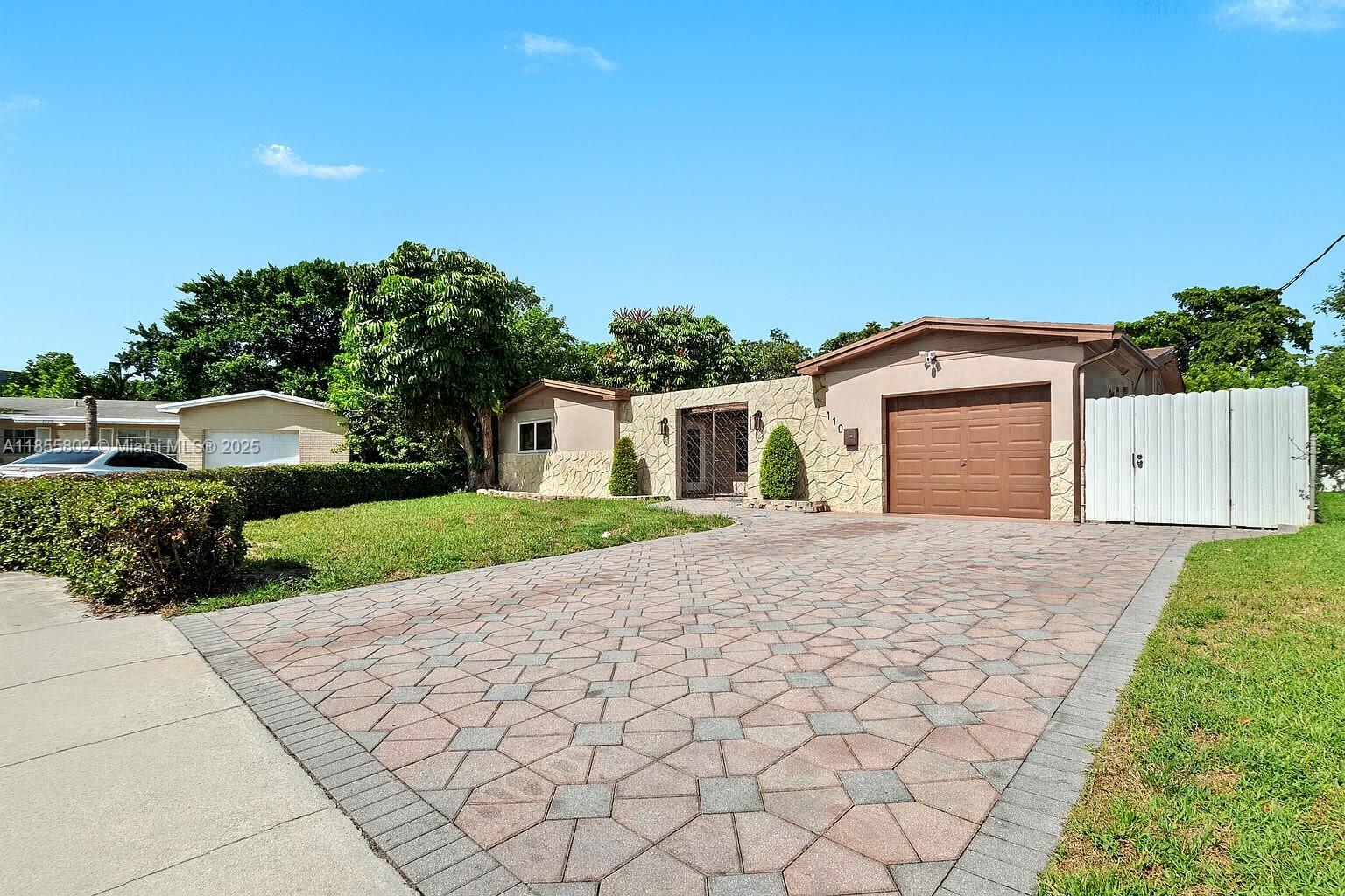 BOULEVARD HEIGHTS SEC 11 - Residential