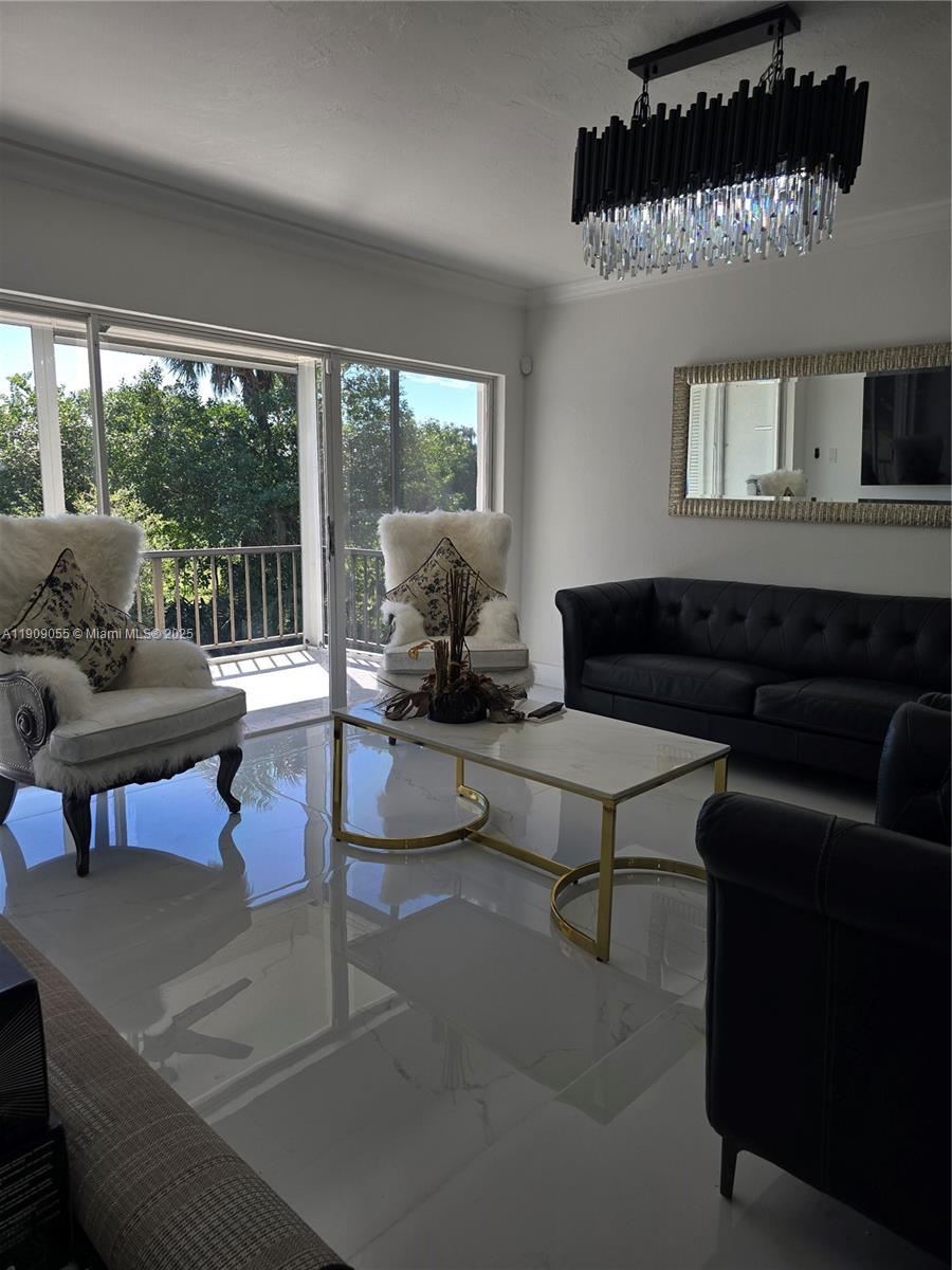 FALLS OF INVERRARY - Residential Lease