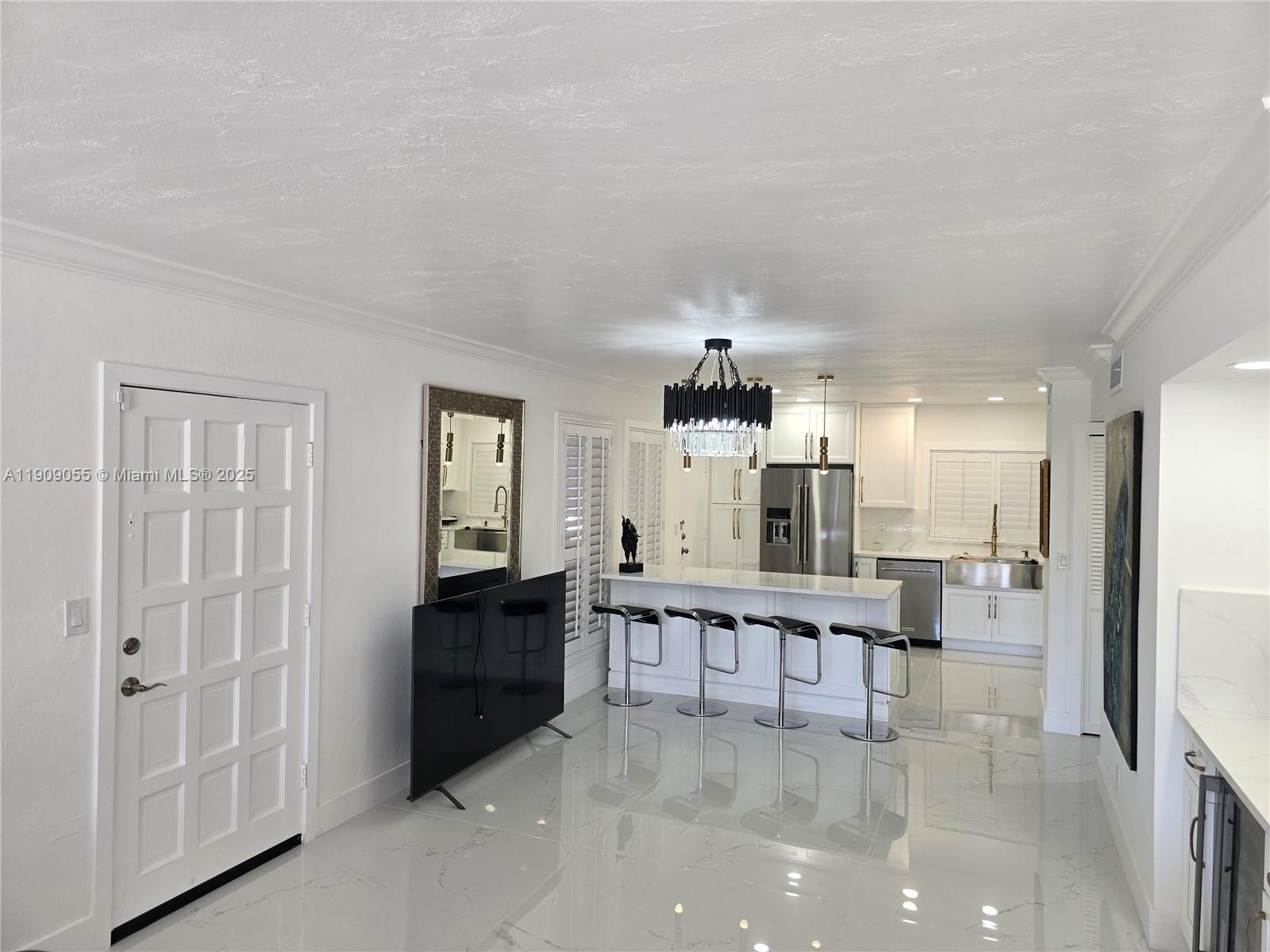 FALLS OF INVERRARY - Residential Lease