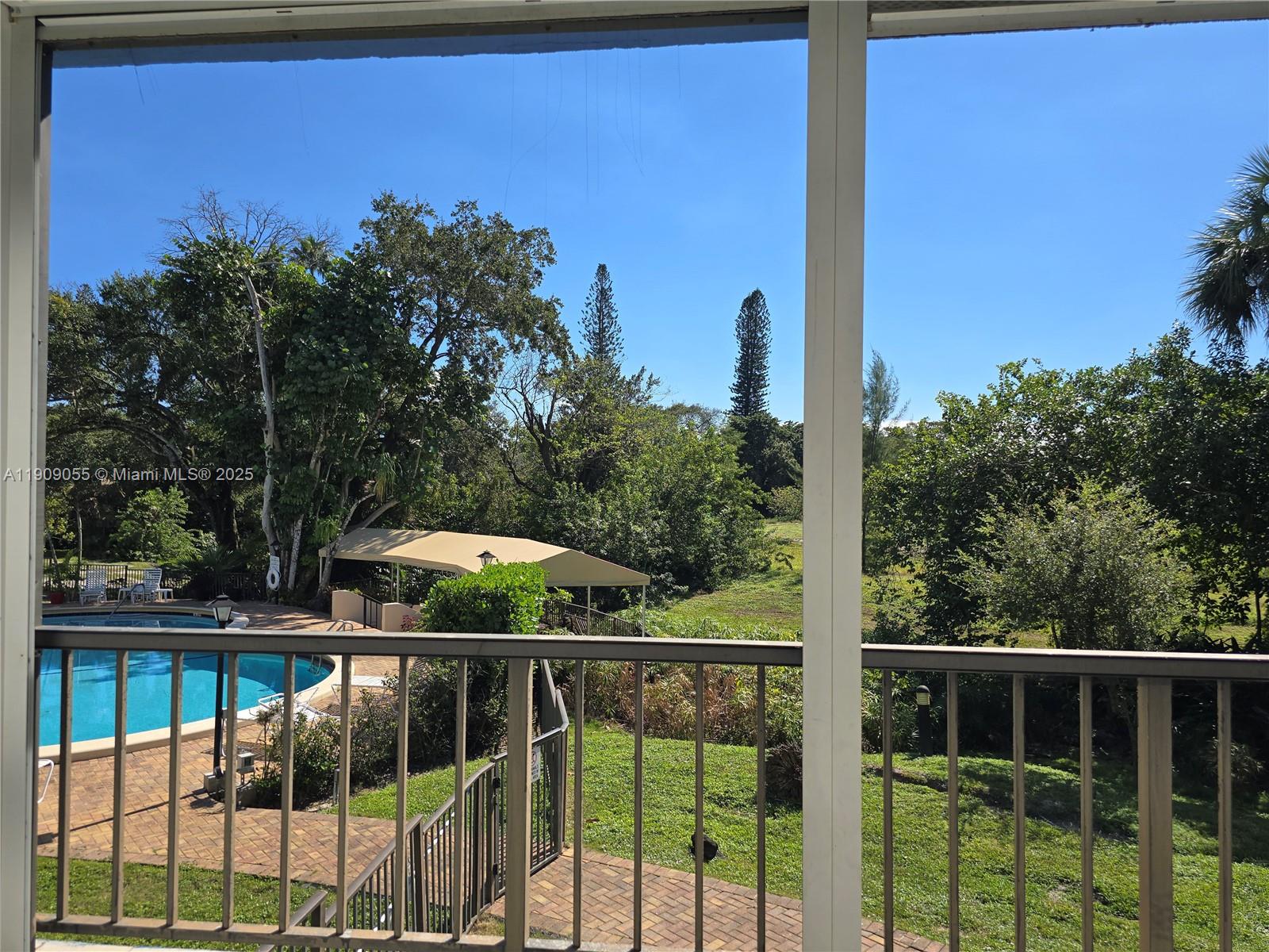 FALLS OF INVERRARY - Residential Lease